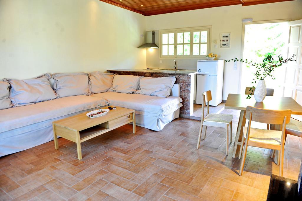 Vkastri Aparthotel วาซีลีกี ภายนอก รูปภาพ