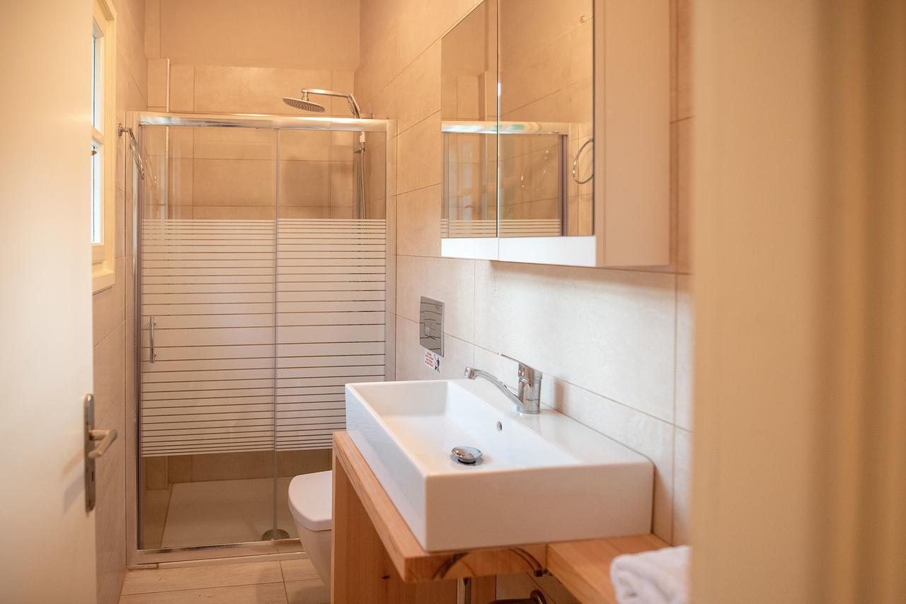 Vkastri Aparthotel วาซีลีกี ภายนอก รูปภาพ
